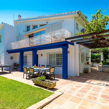 Barranco Jarana By Plus * Fuengirola